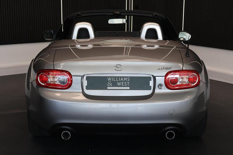 MAZDA MX-5