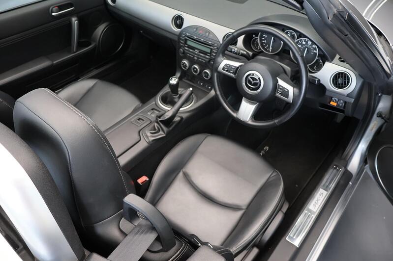 MAZDA MX-5