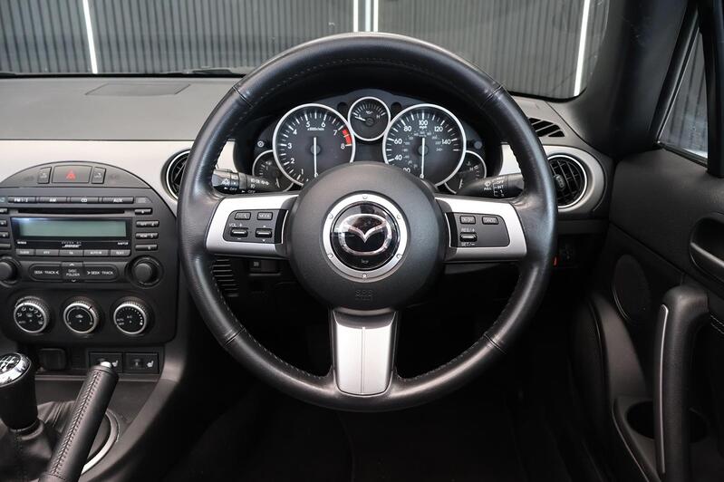 MAZDA MX-5