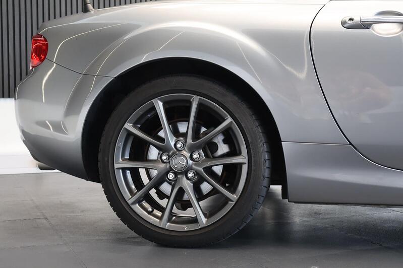 MAZDA MX-5